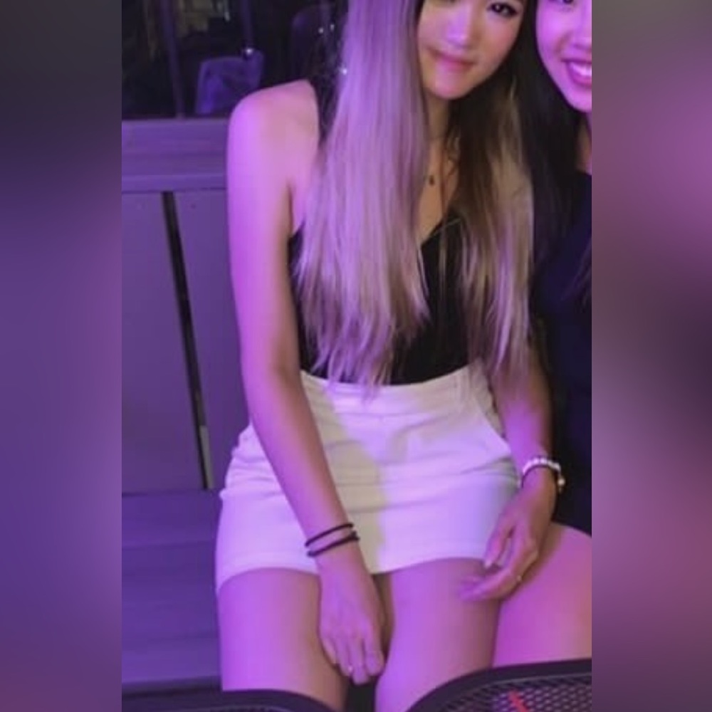 Zara XS Beige Skirt